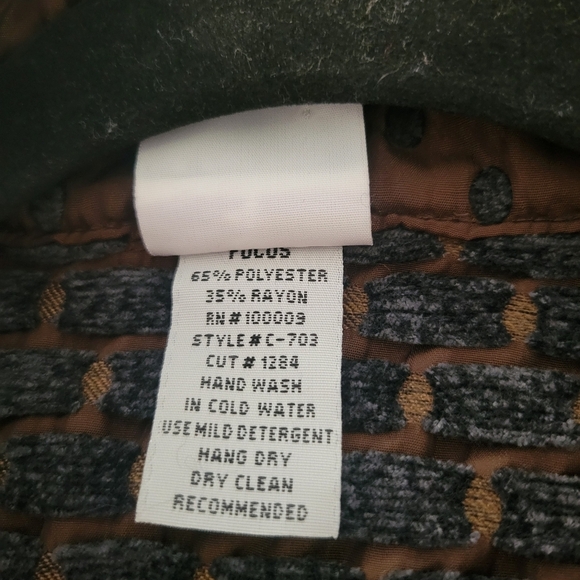 Focus Quilted Jacket - Picture 5 of 6